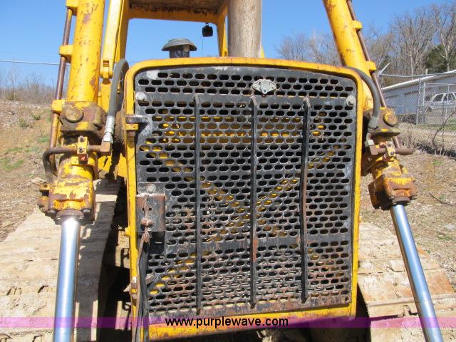image for item B2659 1990 John Deere 850B dozer