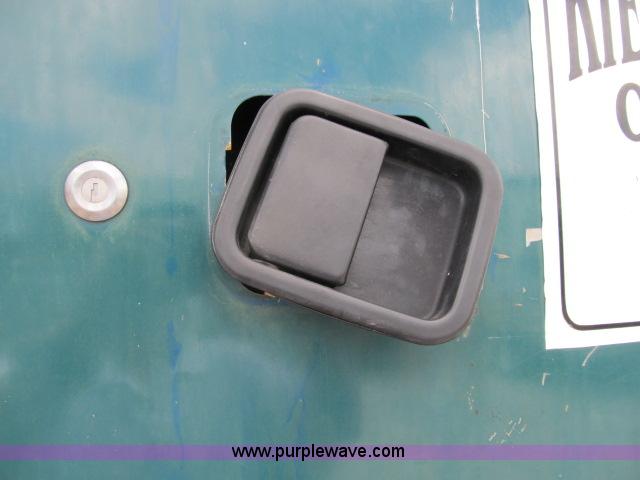 image for item B2663 1992 Ford LT8000 cement truck