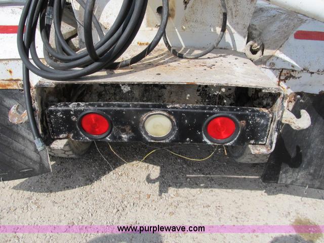 image for item B2663 1992 Ford LT8000 cement truck