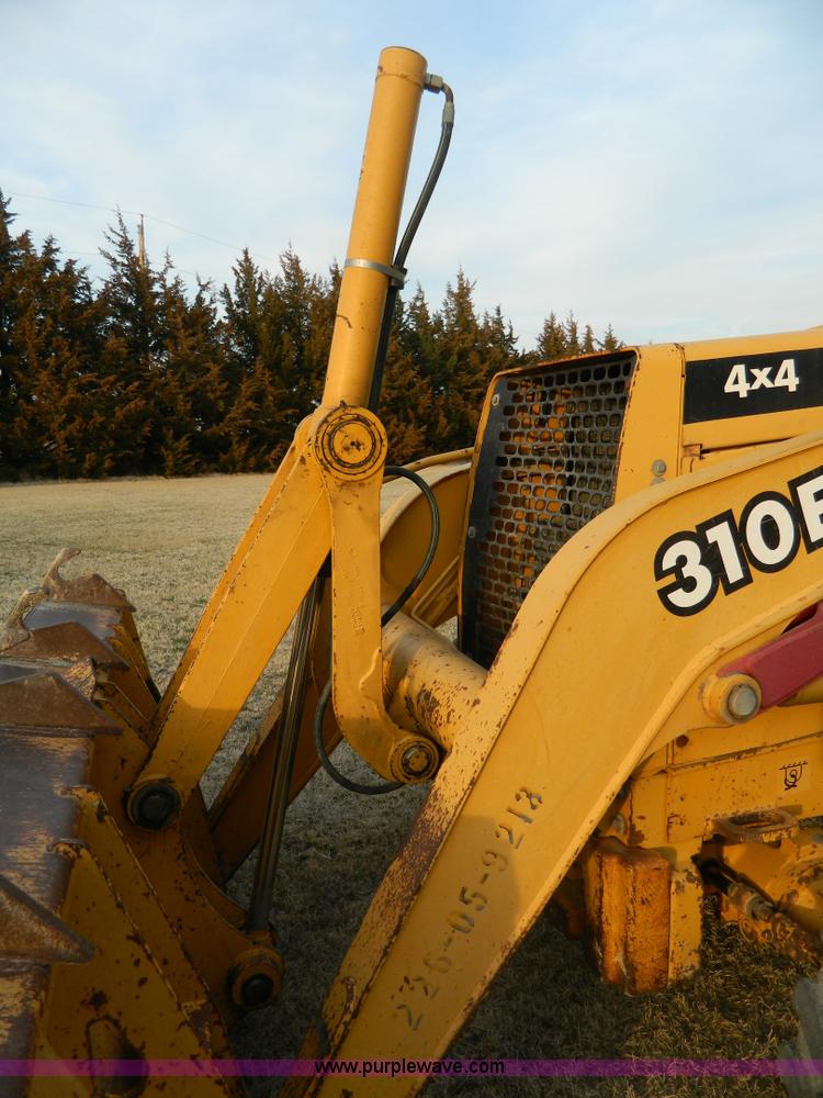 image for item B3584 1999 John Deere 310E FWA backhoe
