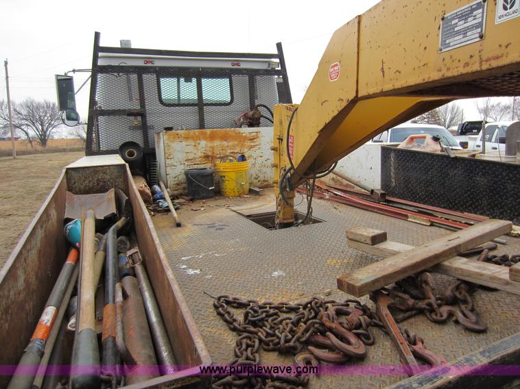 image for item C5278 1998 Volvo WG semi truck