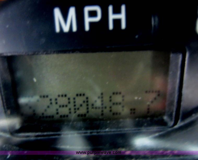 image for item C5278 1998 Volvo WG semi truck