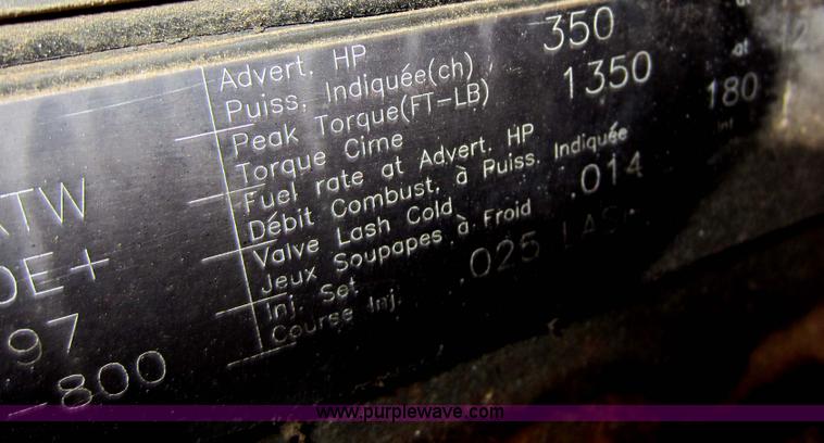 image for item C5278 1998 Volvo WG semi truck