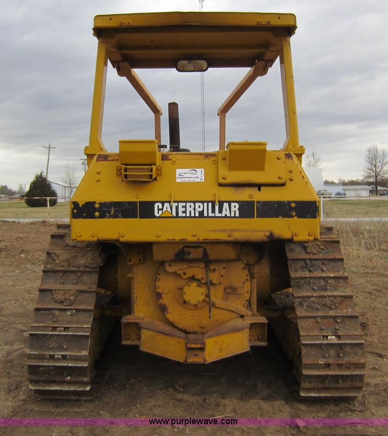 image for item C5348 1988 Caterpillar D4H LGP Series II dozer