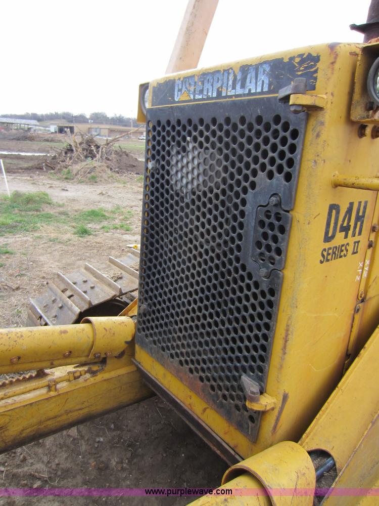 image for item C5348 1988 Caterpillar D4H LGP Series II dozer