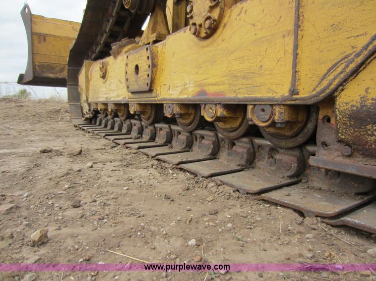 image for item C5348 1988 Caterpillar D4H LGP Series II dozer