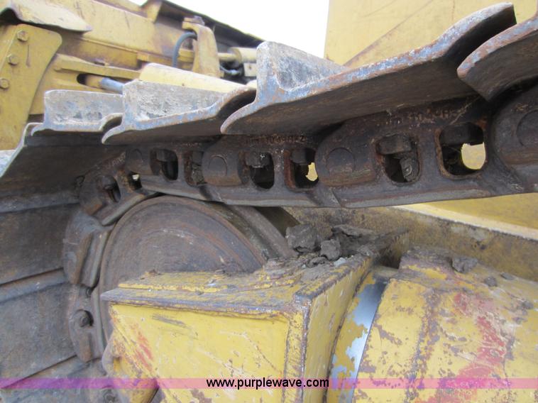 image for item C5348 1988 Caterpillar D4H LGP Series II dozer