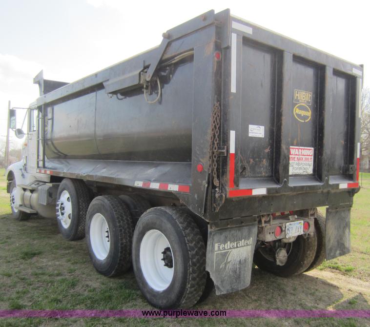 image for item C5375 1999 International 9200 dump truck