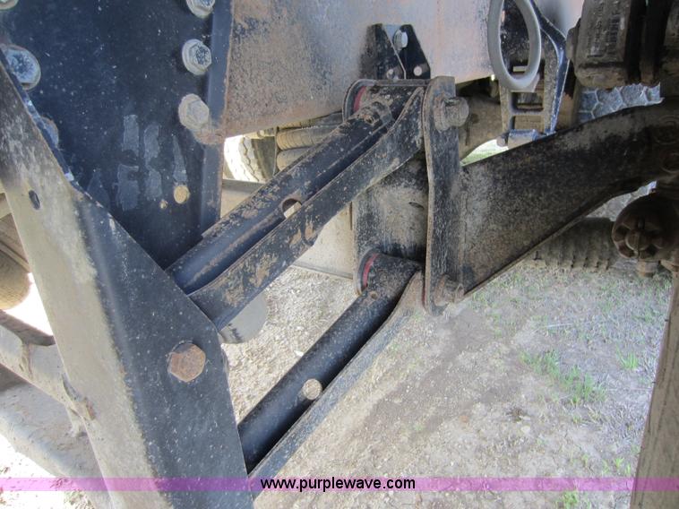 image for item C5375 1999 International 9200 dump truck