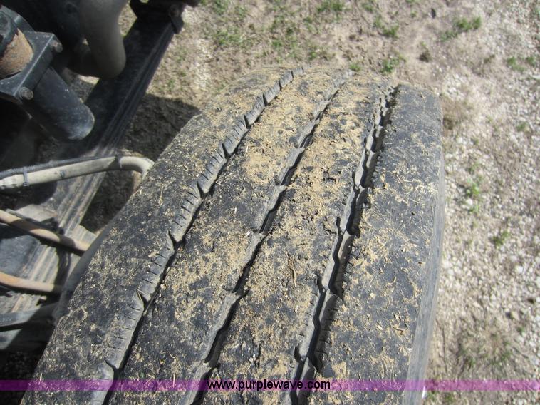 image for item C5375 1999 International 9200 dump truck