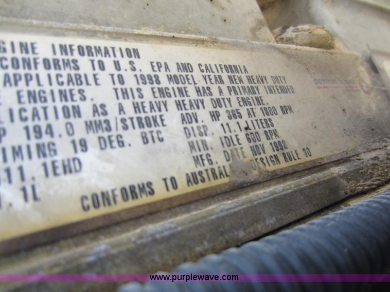 image for item C5375 1999 International 9200 dump truck