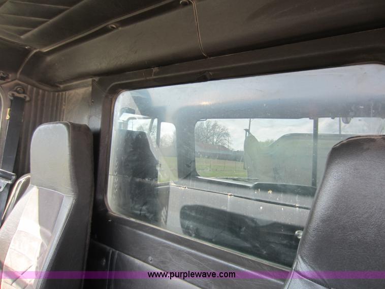 image for item C5375 1999 International 9200 dump truck