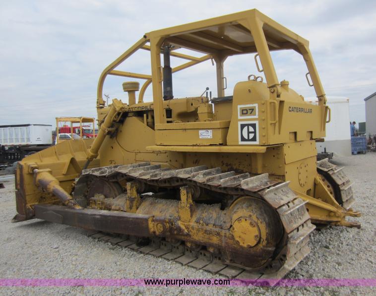 image for item C5388 1967 Caterpillar D7E dozer