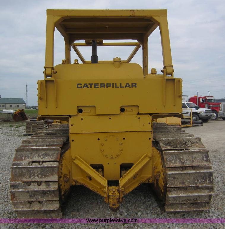 image for item C5388 1967 Caterpillar D7E dozer