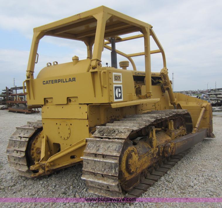 image for item C5388 1967 Caterpillar D7E dozer