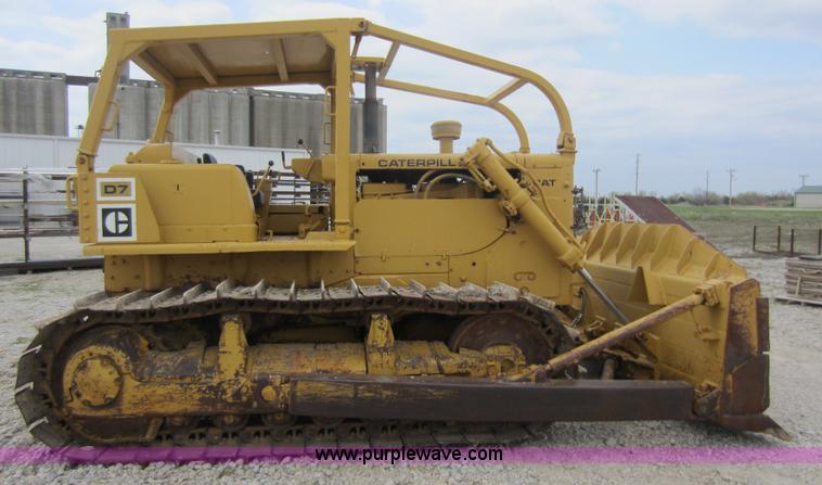 image for item C5388 1967 Caterpillar D7E dozer