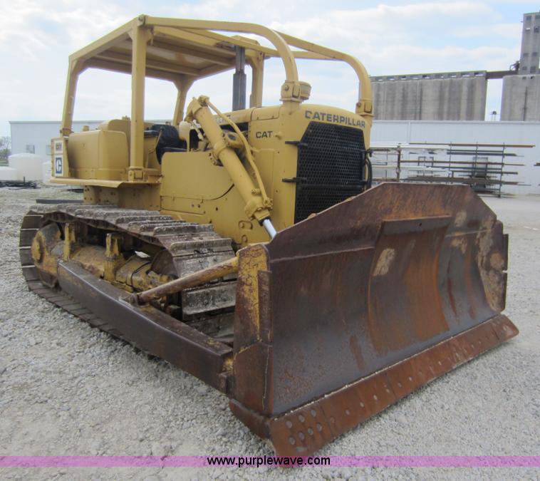 image for item C5388 1967 Caterpillar D7E dozer