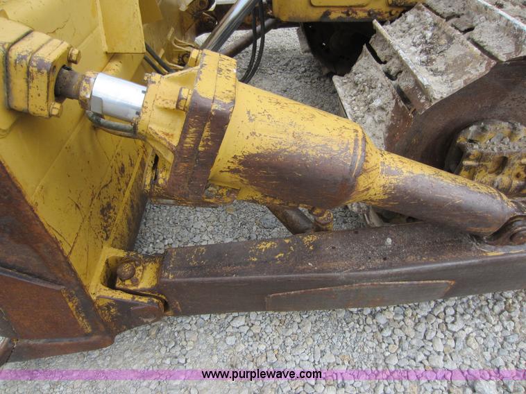 image for item C5388 1967 Caterpillar D7E dozer