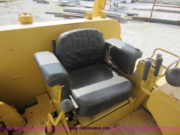 image for item C5388 1967 Caterpillar D7E dozer