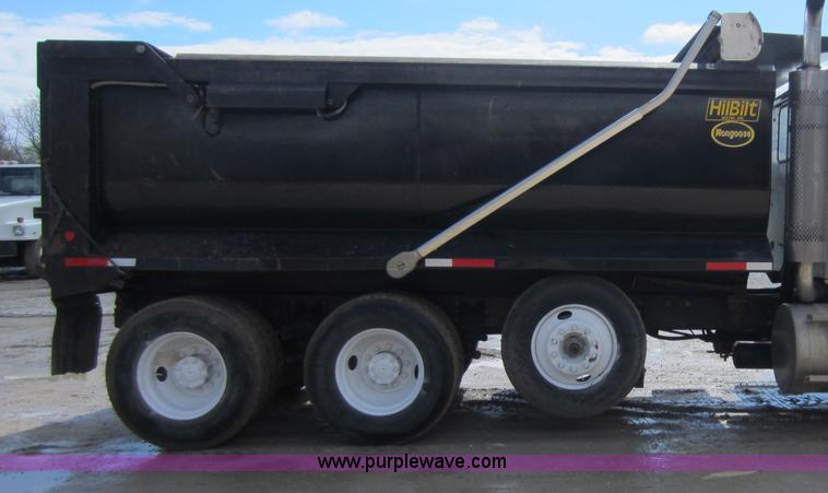 image for item C5399 1999 International 9200 dump truck