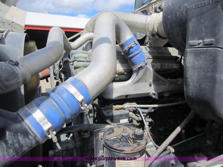 image for item C5399 1999 International 9200 dump truck