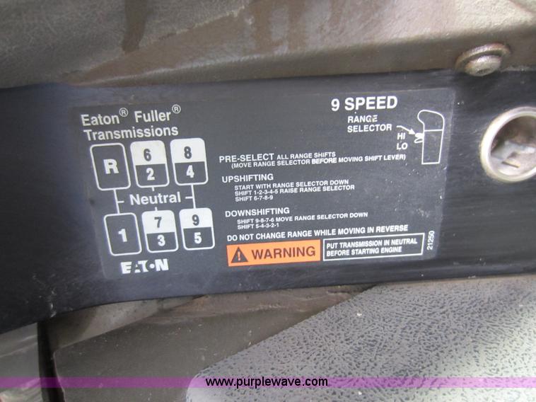 image for item C5399 1999 International 9200 dump truck