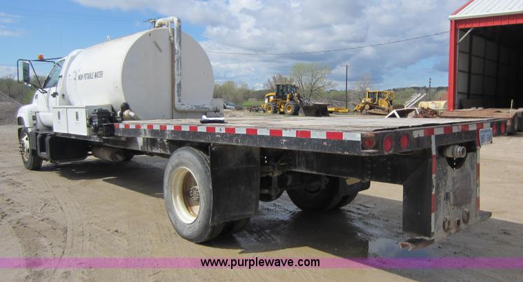 image for item C5400 1998 GMC C6500 truck