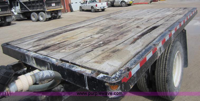 image for item C5400 1998 GMC C6500 truck