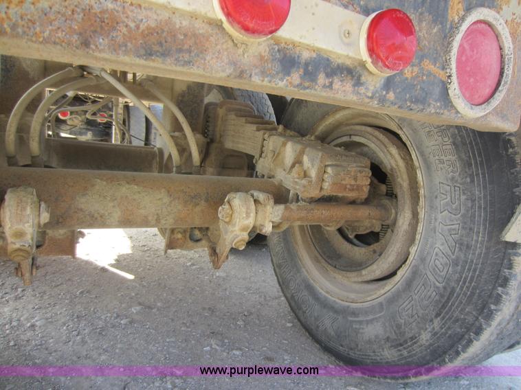 image for item C5407 2000 Dump-rite DR24 end dump trailer