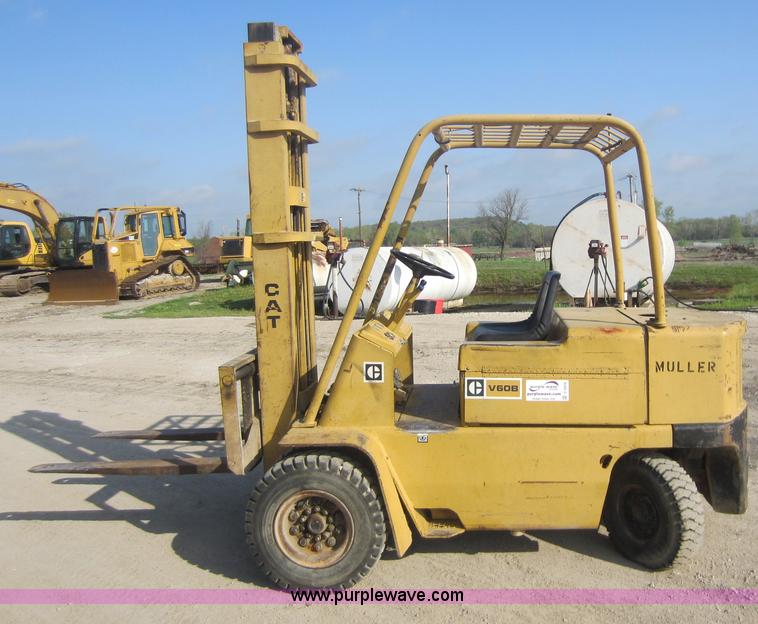 image for item C5410 Towmotor V60B forklift