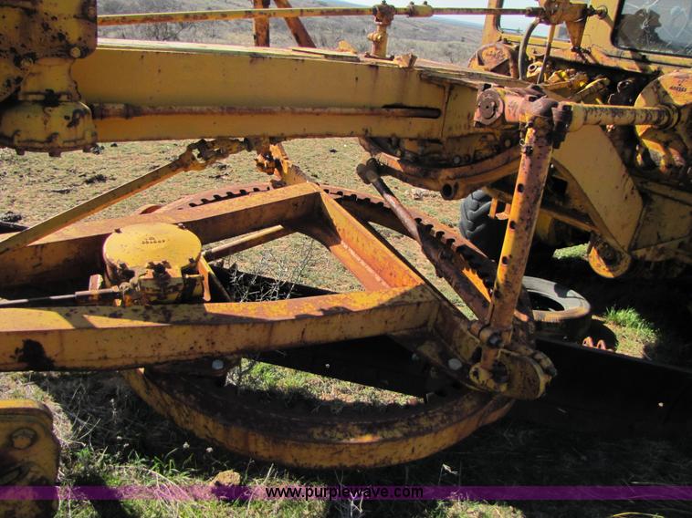 image for item C9660 Caterpillar 112 motor grader