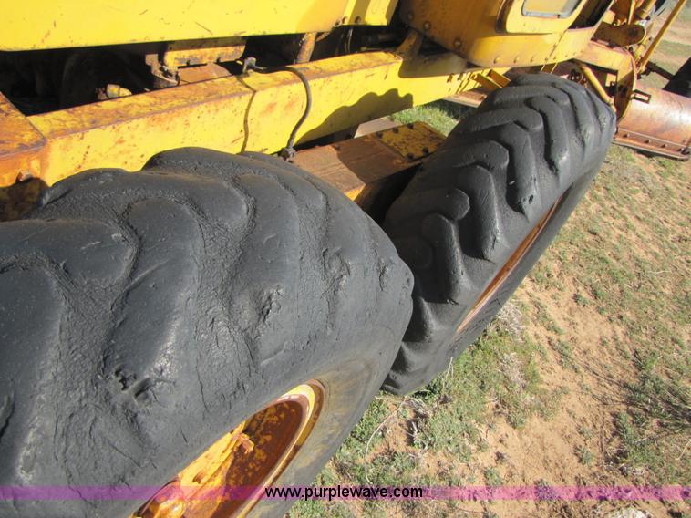 image for item C9660 Caterpillar 112 motor grader