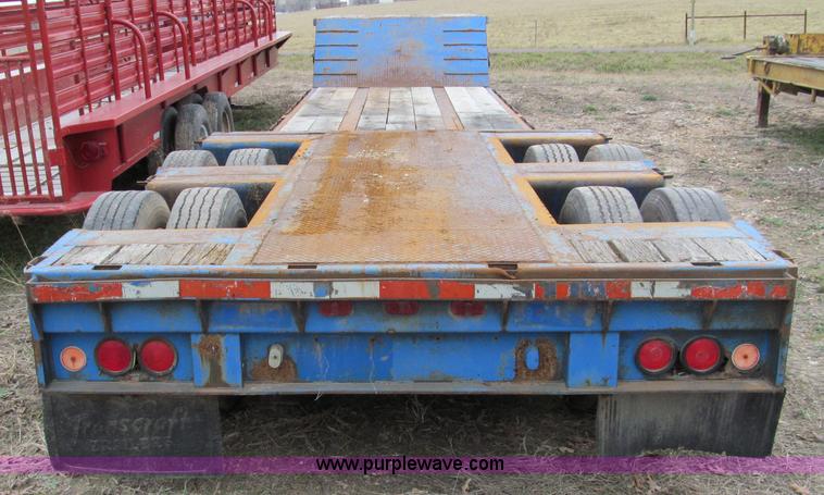 image for item D3068 1976 Transcraft 30 ton drop deck trailer