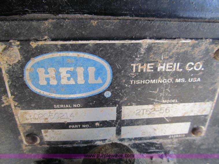 image for item D3071 1999 GMC C7500 dump truck