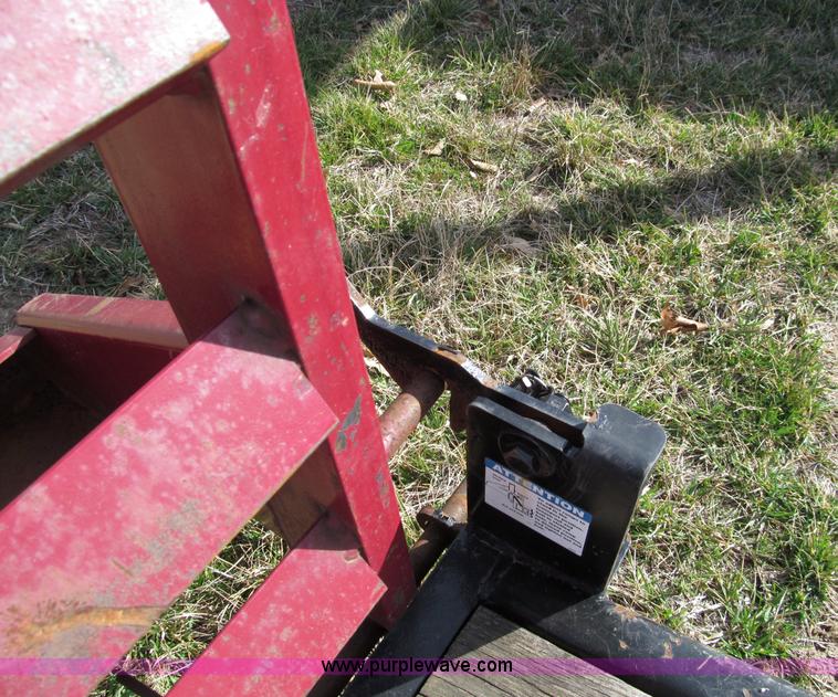 image for item D3101 2006 Towmaster Contrail 18' utility trailer