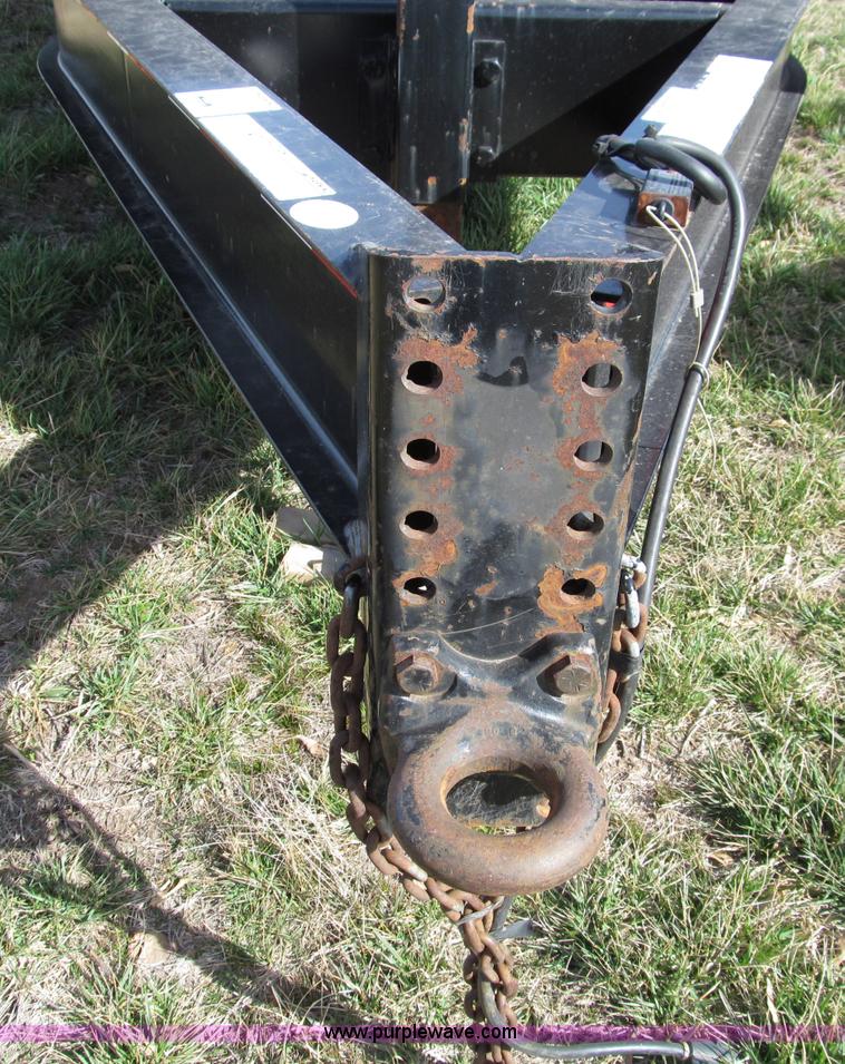 image for item D3101 2006 Towmaster Contrail 18' utility trailer