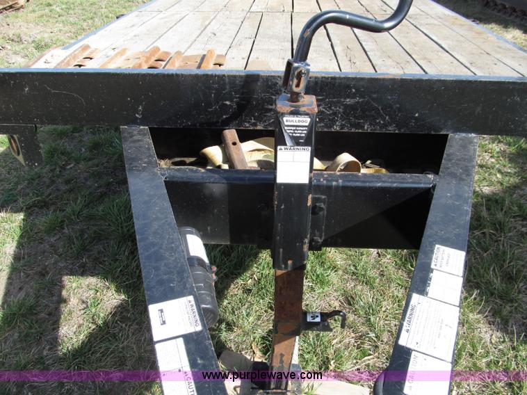 image for item D3101 2006 Towmaster Contrail 18' utility trailer