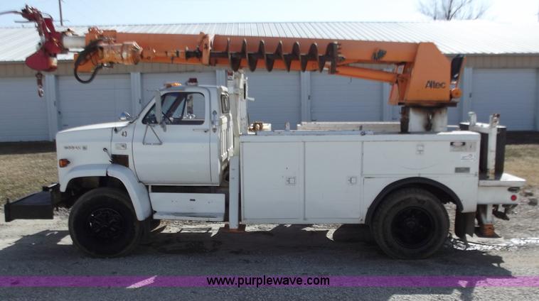 image for item D3588 1989 Chevrolet Kodiak 70 digger derrick truck