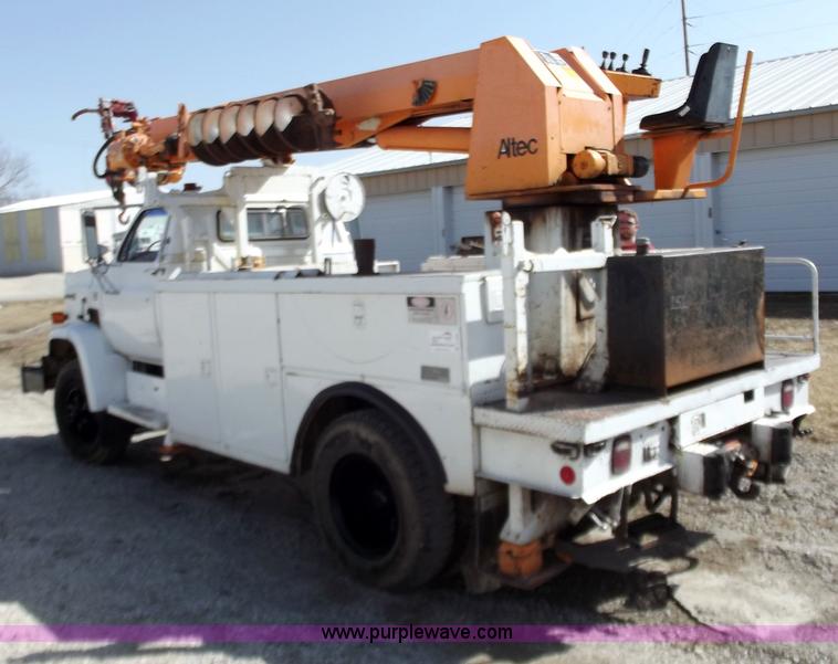 image for item D3588 1989 Chevrolet Kodiak 70 digger derrick truck