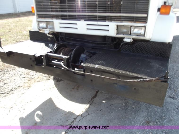 image for item D3588 1989 Chevrolet Kodiak 70 digger derrick truck