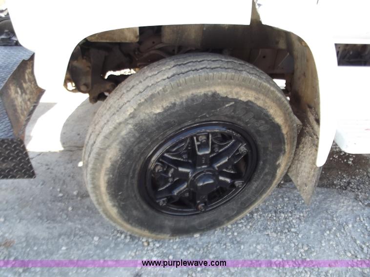 image for item D3588 1989 Chevrolet Kodiak 70 digger derrick truck