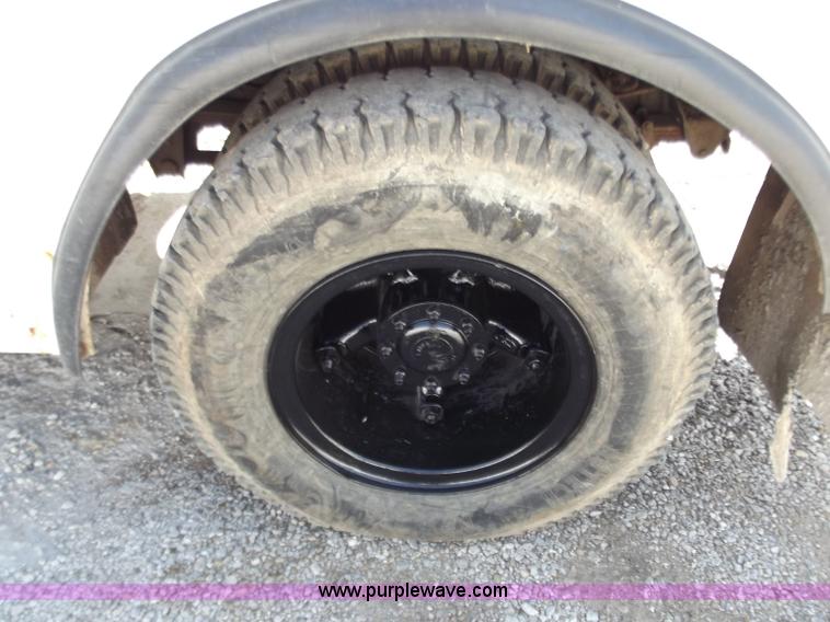 image for item D3588 1989 Chevrolet Kodiak 70 digger derrick truck