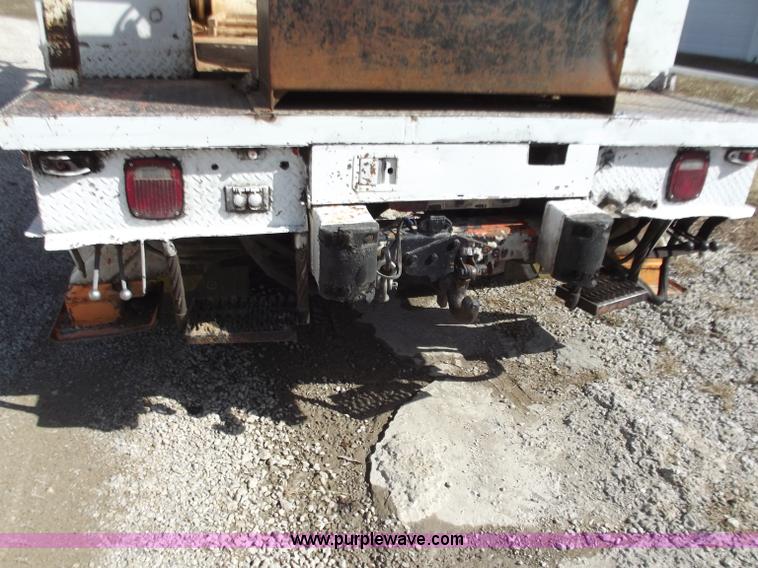 image for item D3588 1989 Chevrolet Kodiak 70 digger derrick truck