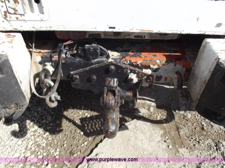 image for item D3588 1989 Chevrolet Kodiak 70 digger derrick truck