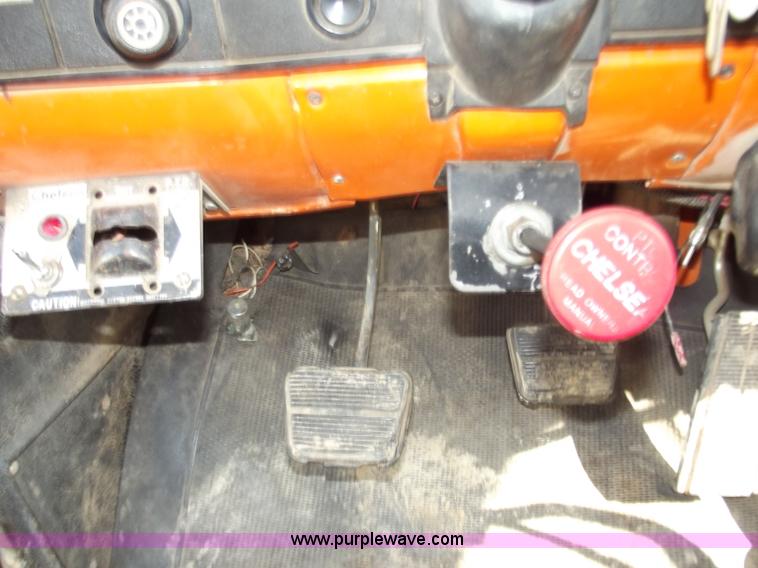 image for item D3588 1989 Chevrolet Kodiak 70 digger derrick truck