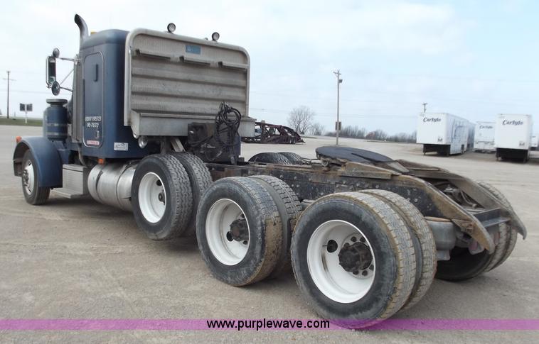 image for item D3693 1989 Peterbilt 379 triple axle semi truck