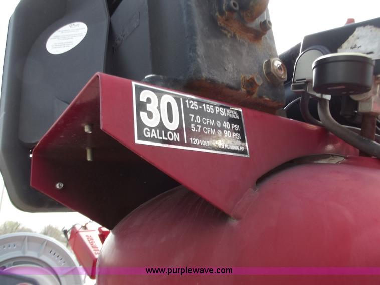 image for item D3694 1990 Ford F700 service truck