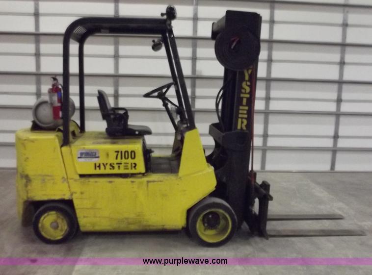 image for item D3733 Hyster S50XL forklift