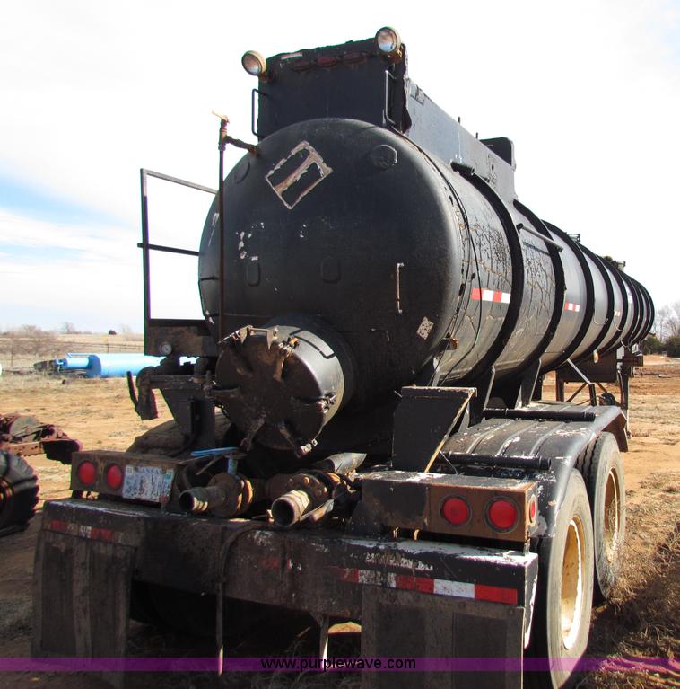 image for item D9129 1991 Eagle 120 barrel tanker trailer