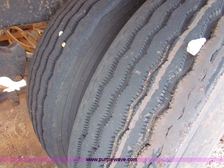 image for item D9129 1991 Eagle 120 barrel tanker trailer